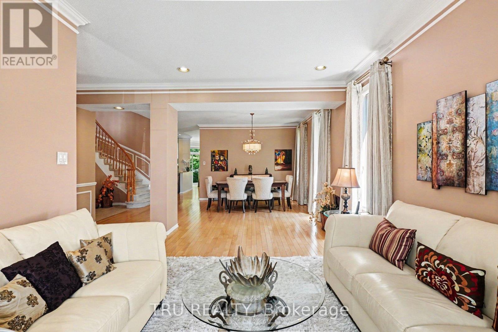 40 CIMARRON CRESCENT - 6