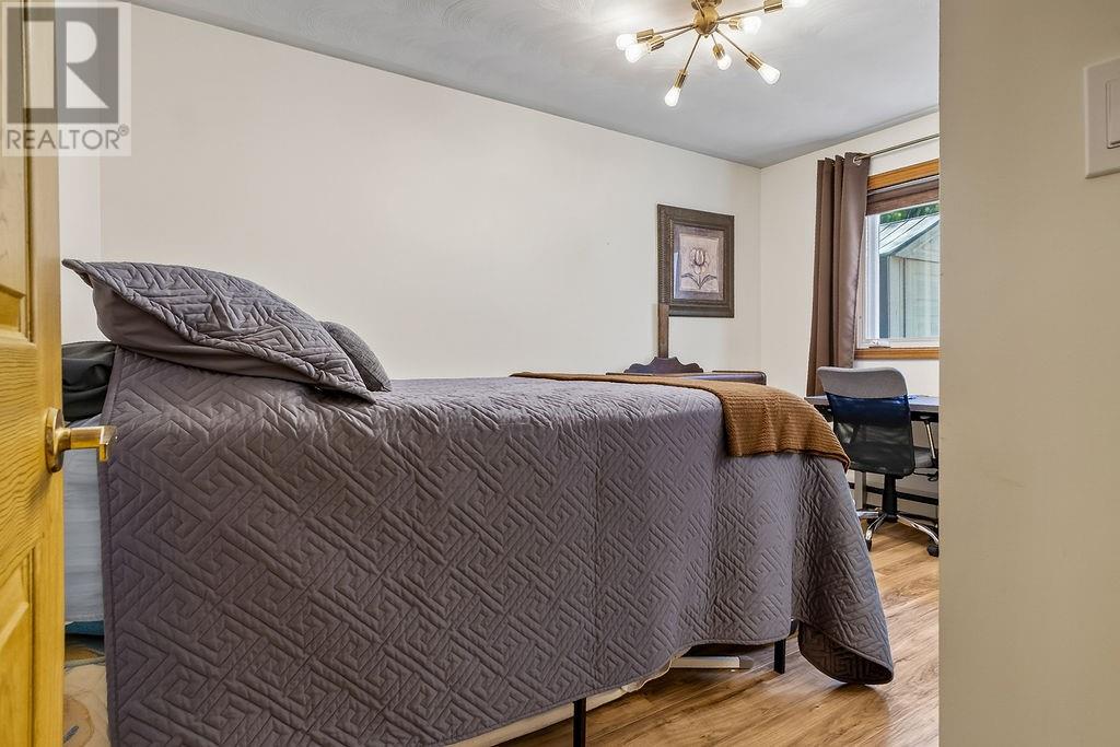 1306 West Bay Road - 13