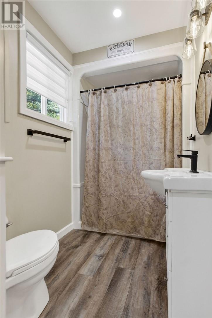 1306 West Bay Road - 25