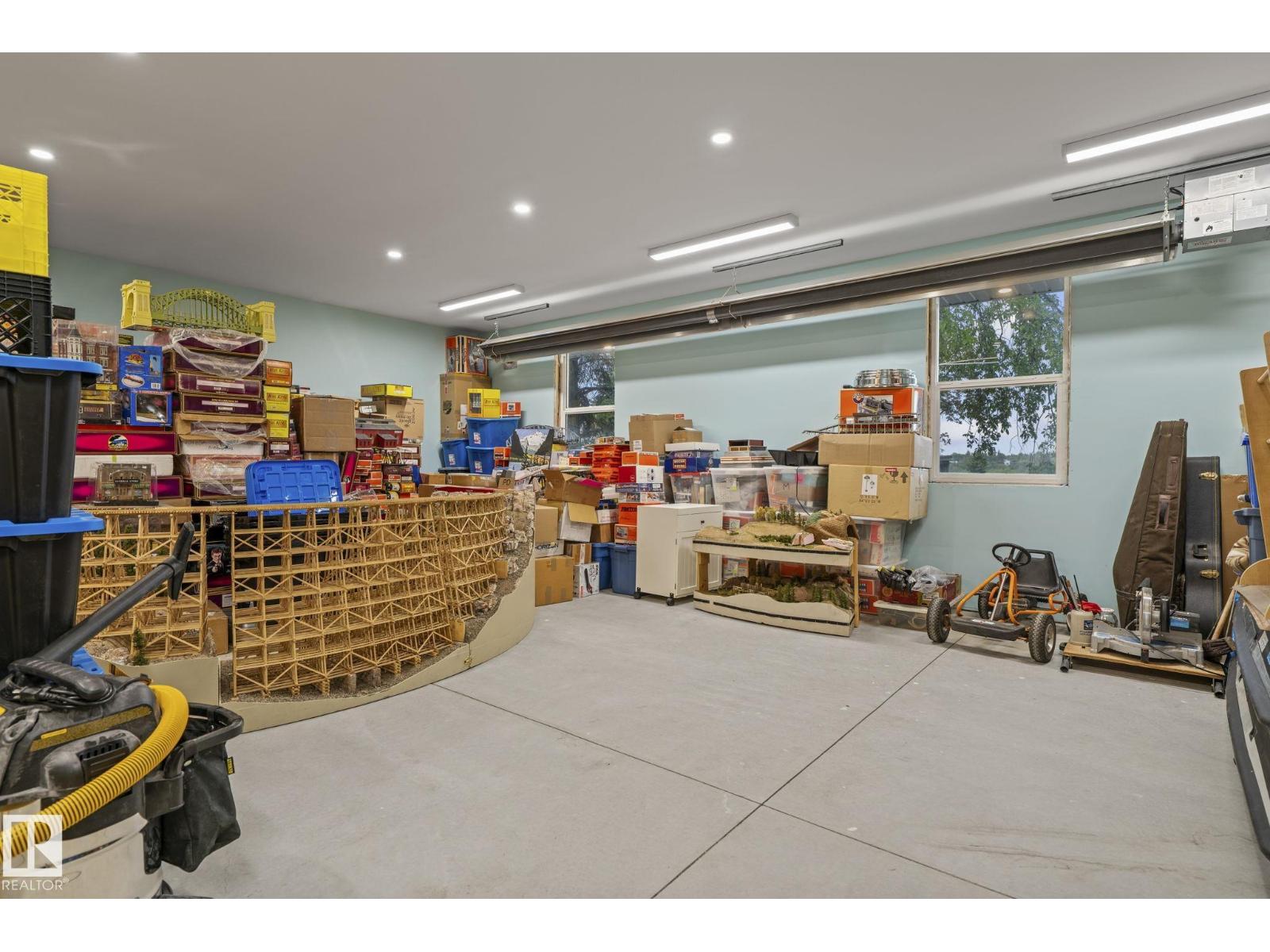 6523 HARDISTY DR NW — photo 58