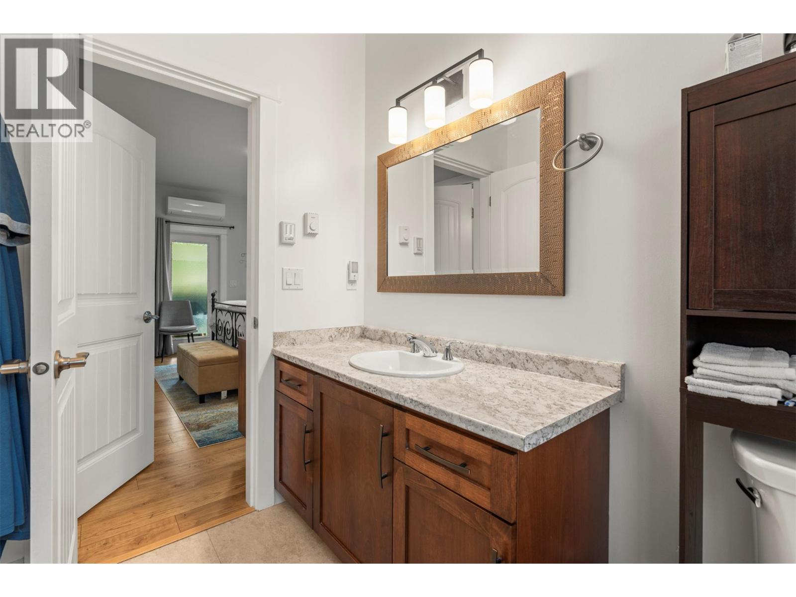 205 Falcon Avenue - 32