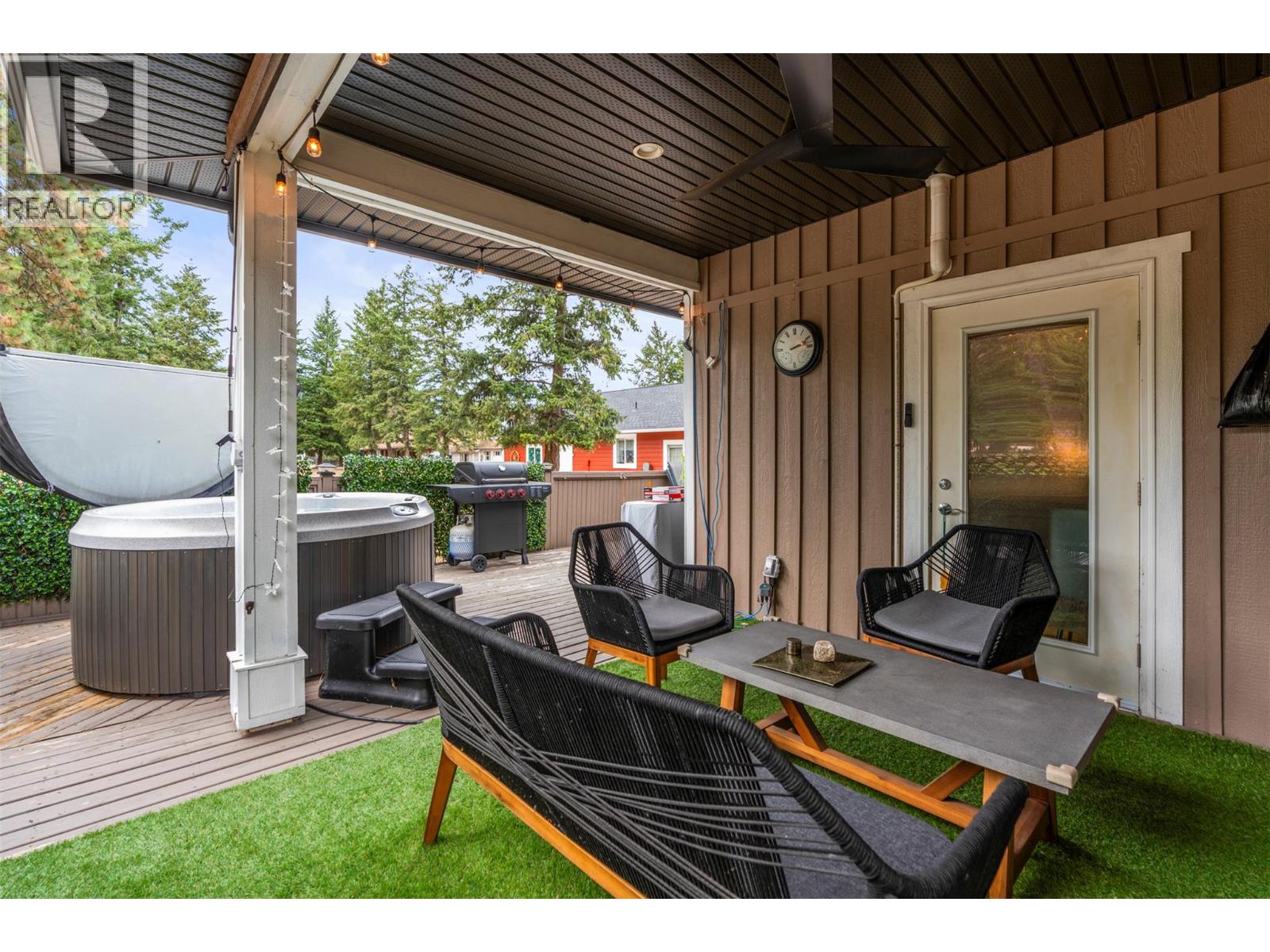 205 Falcon Avenue - 34