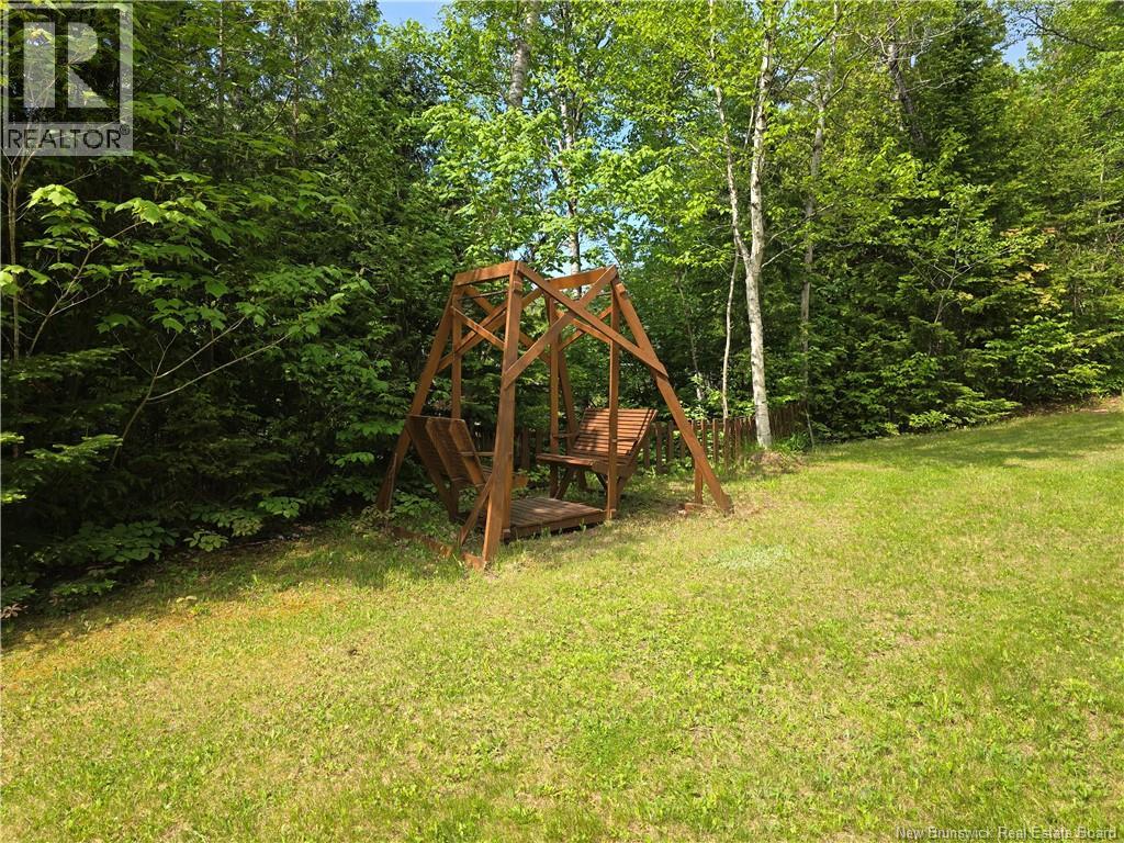 435 Acadie - Image 14