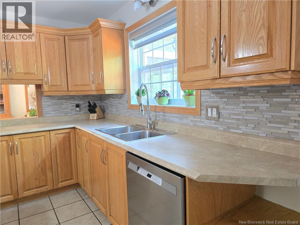 435 Acadie - Image 31