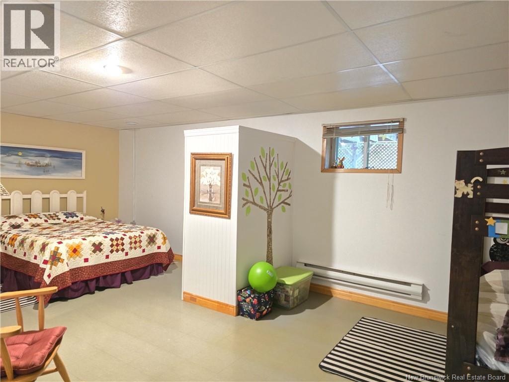 435 Acadie - Image 44