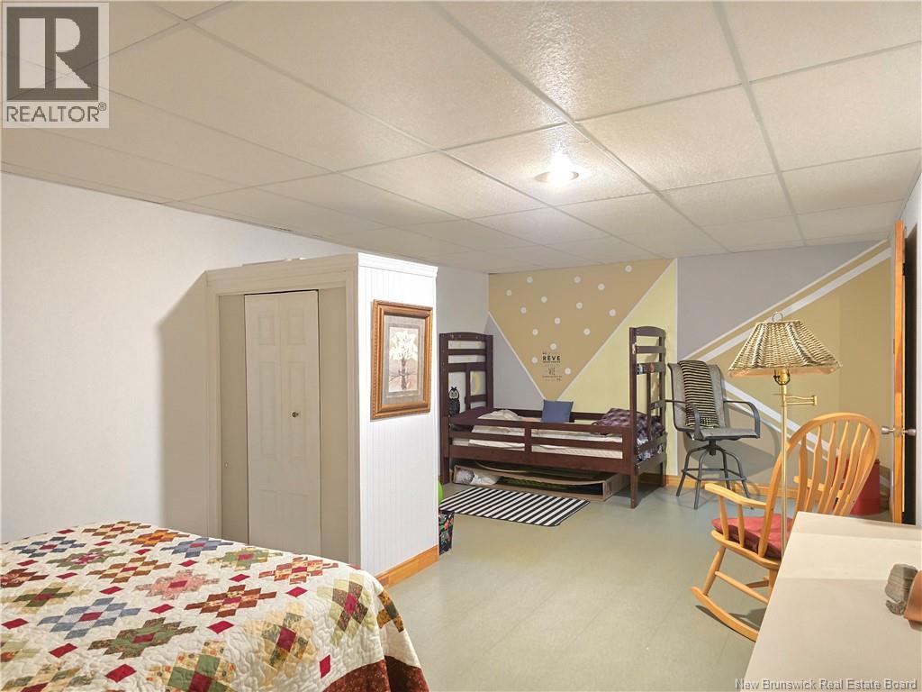 435 Acadie - Image 45