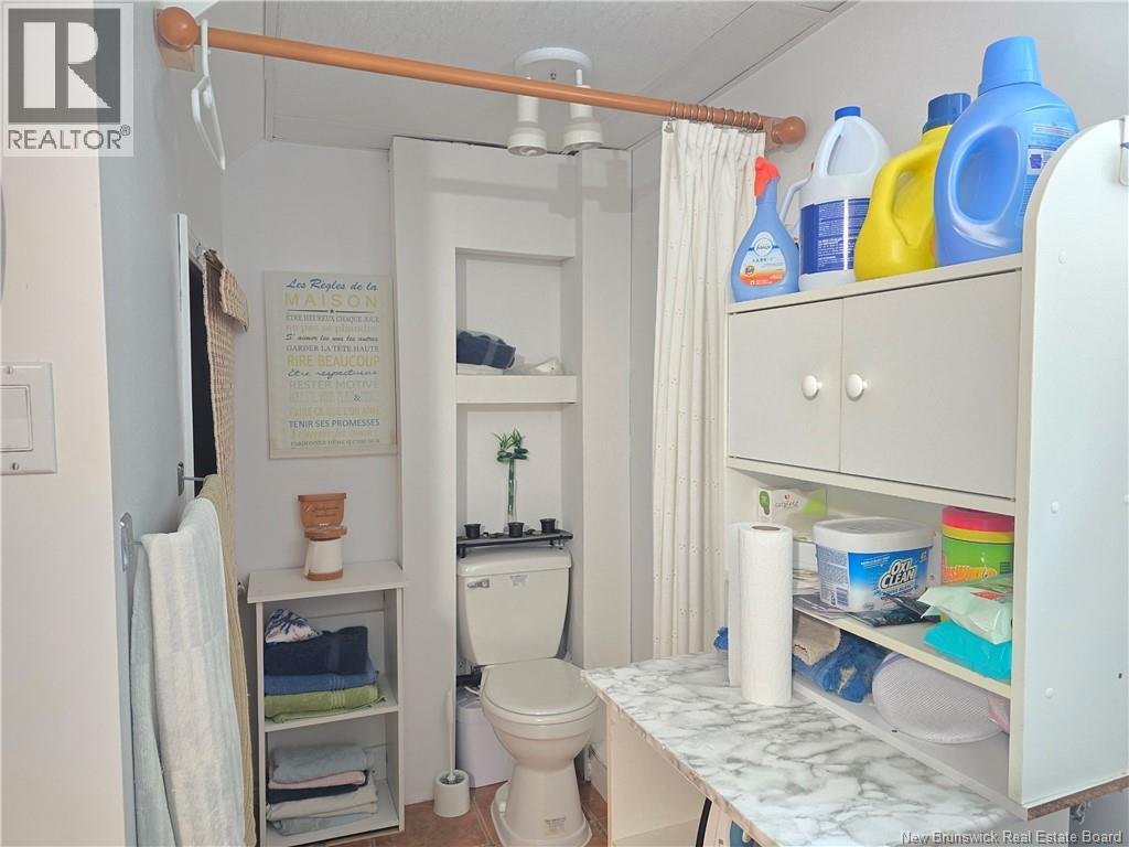 435 Acadie - Image 48