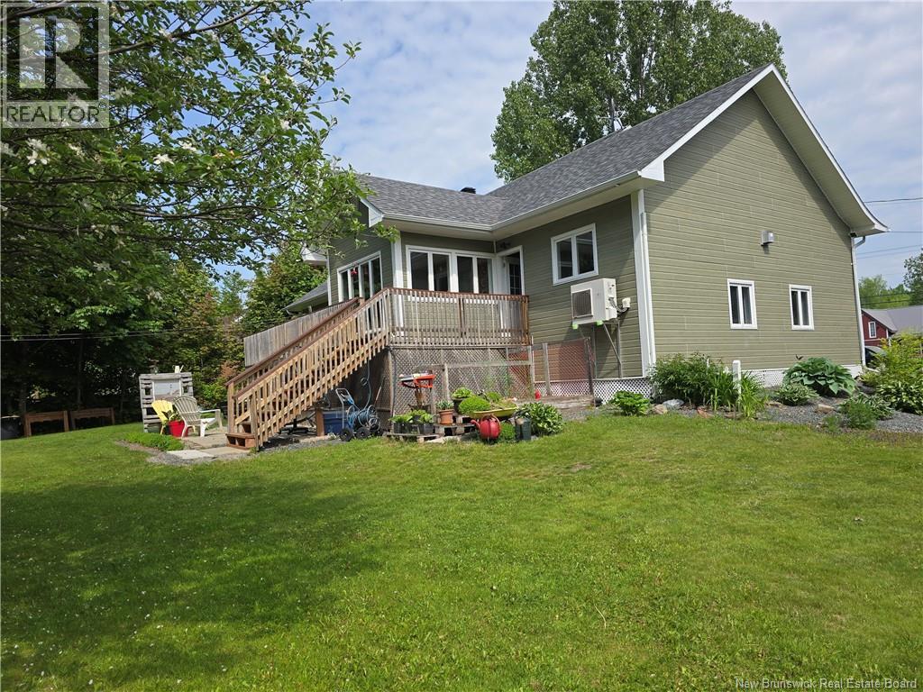 435 Acadie - 5