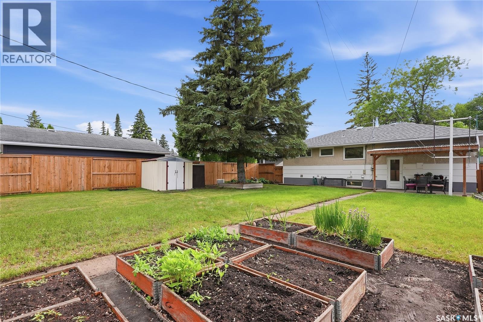 2321 Munroe AVENUE S - photo 2
