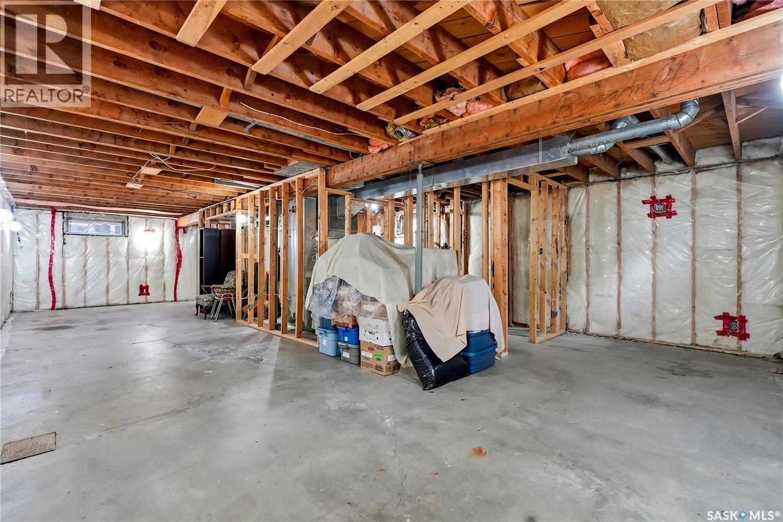2321 Munroe AVENUE S — photo 33