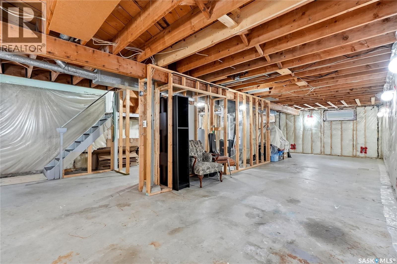 2321 Munroe AVENUE S — photo 36