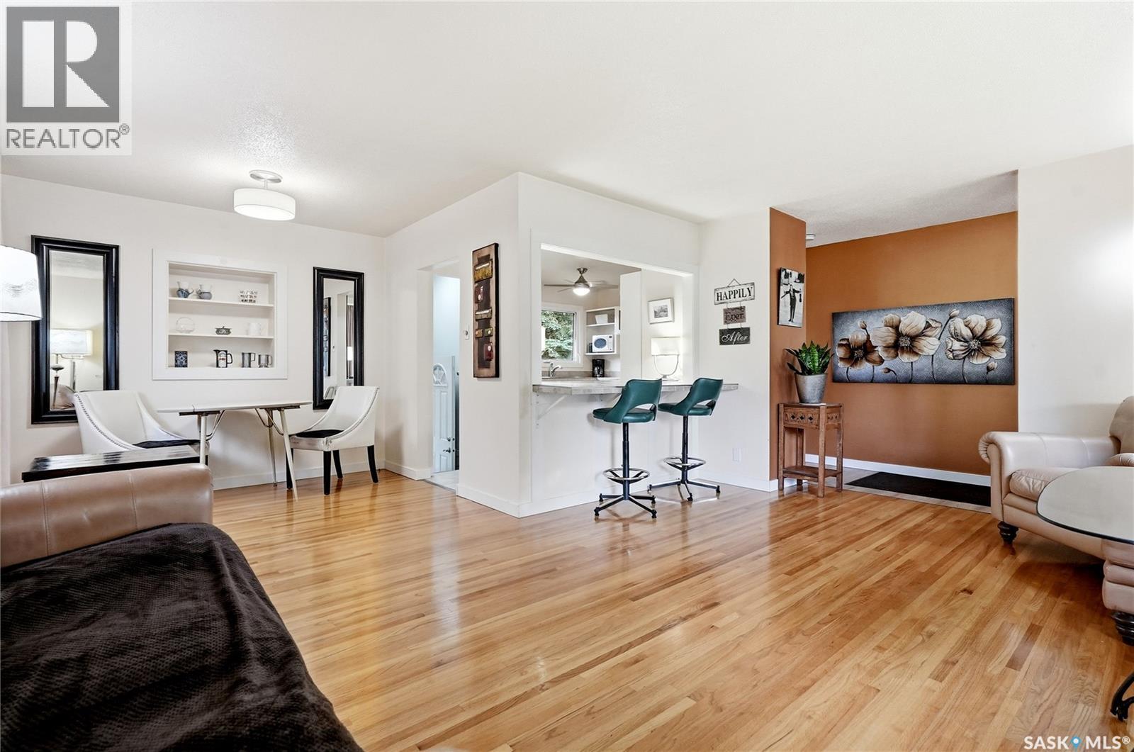 2321 Munroe AVENUE S - photo 4
