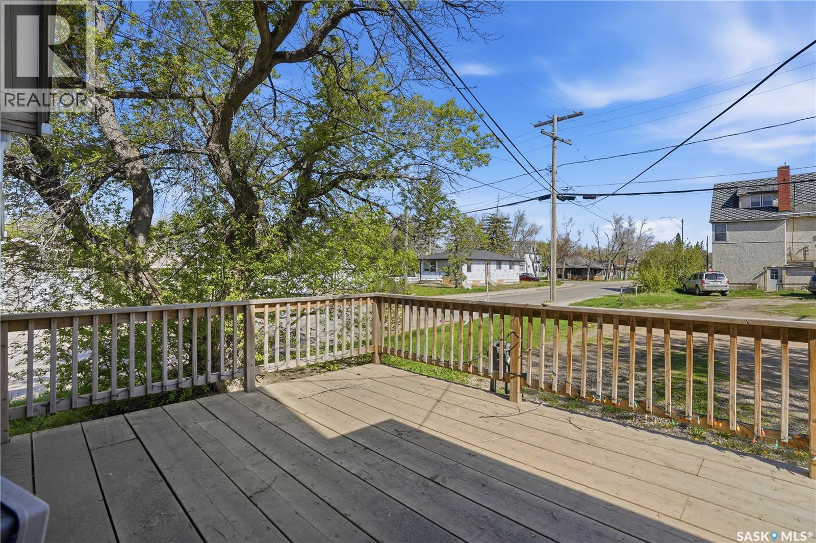 174 Ominica STREET W - 59
