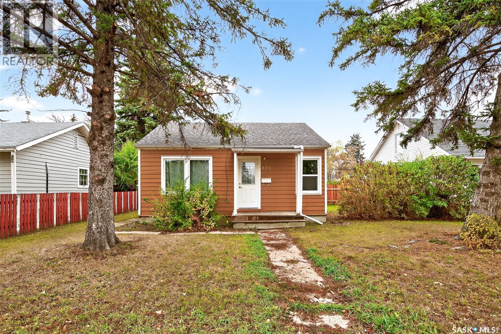 826 Athabasca STREET E - 40