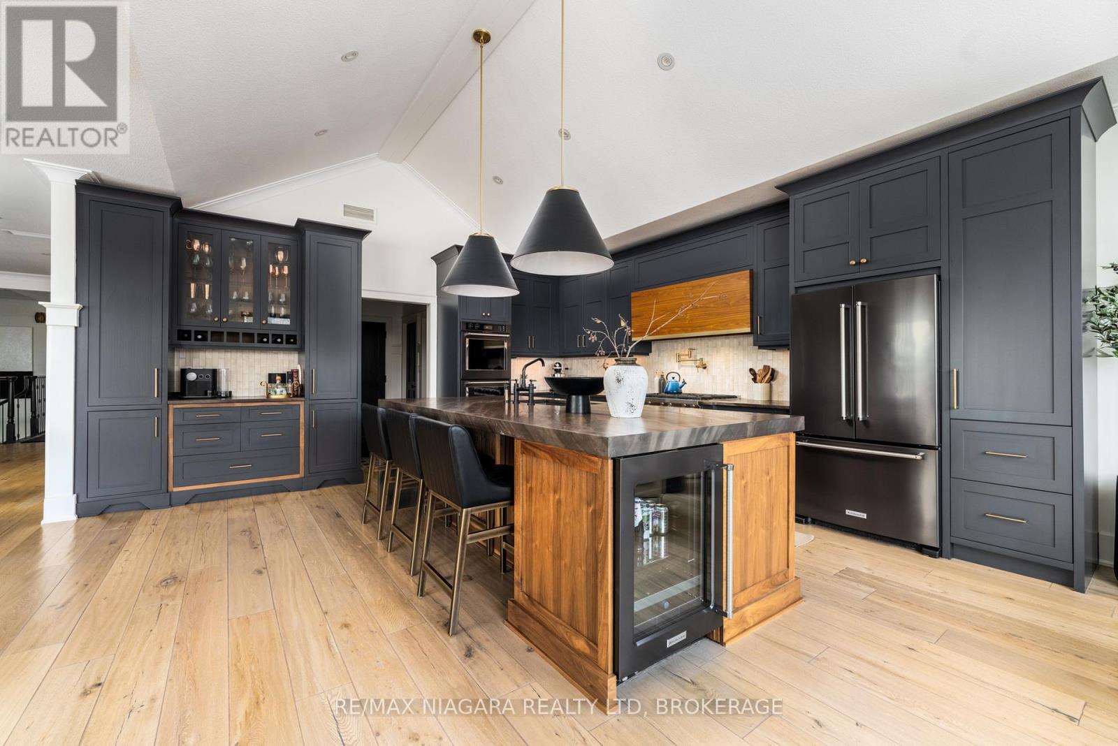 33 CANAL STREET - Image 12