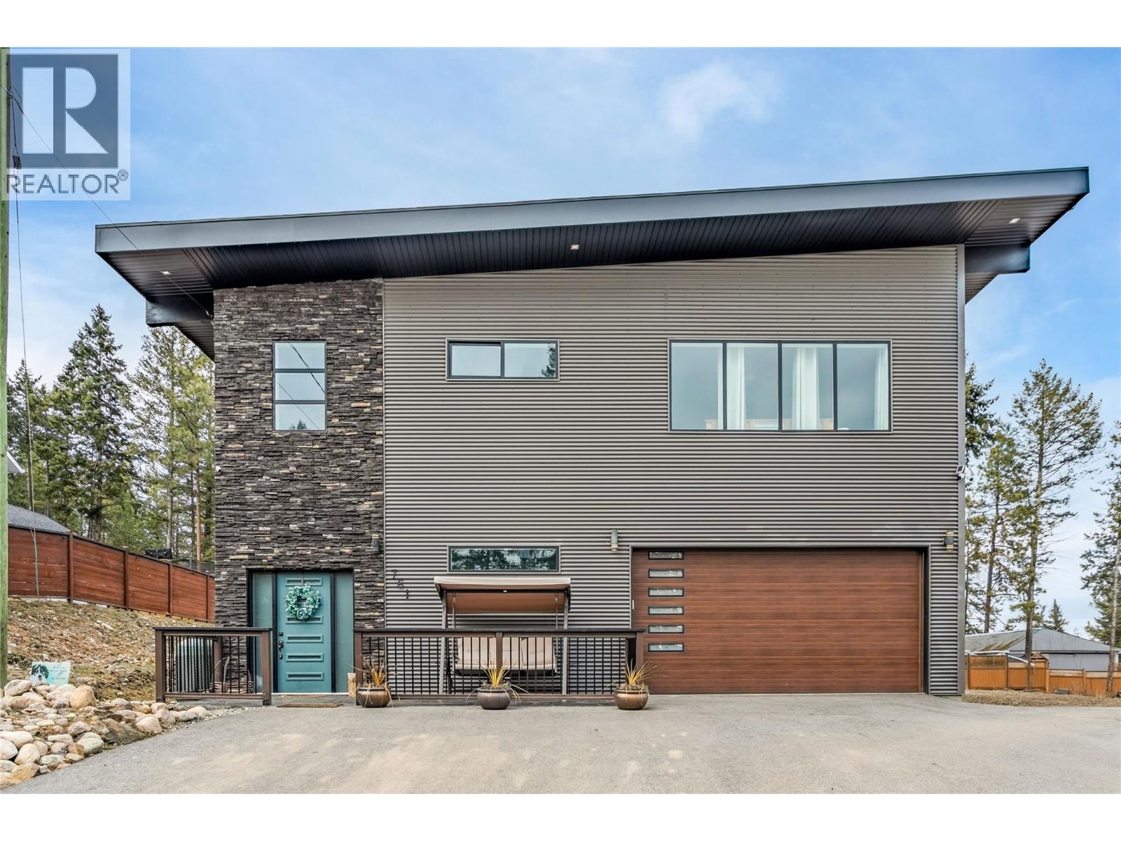 761 Fairbridge Road - 2