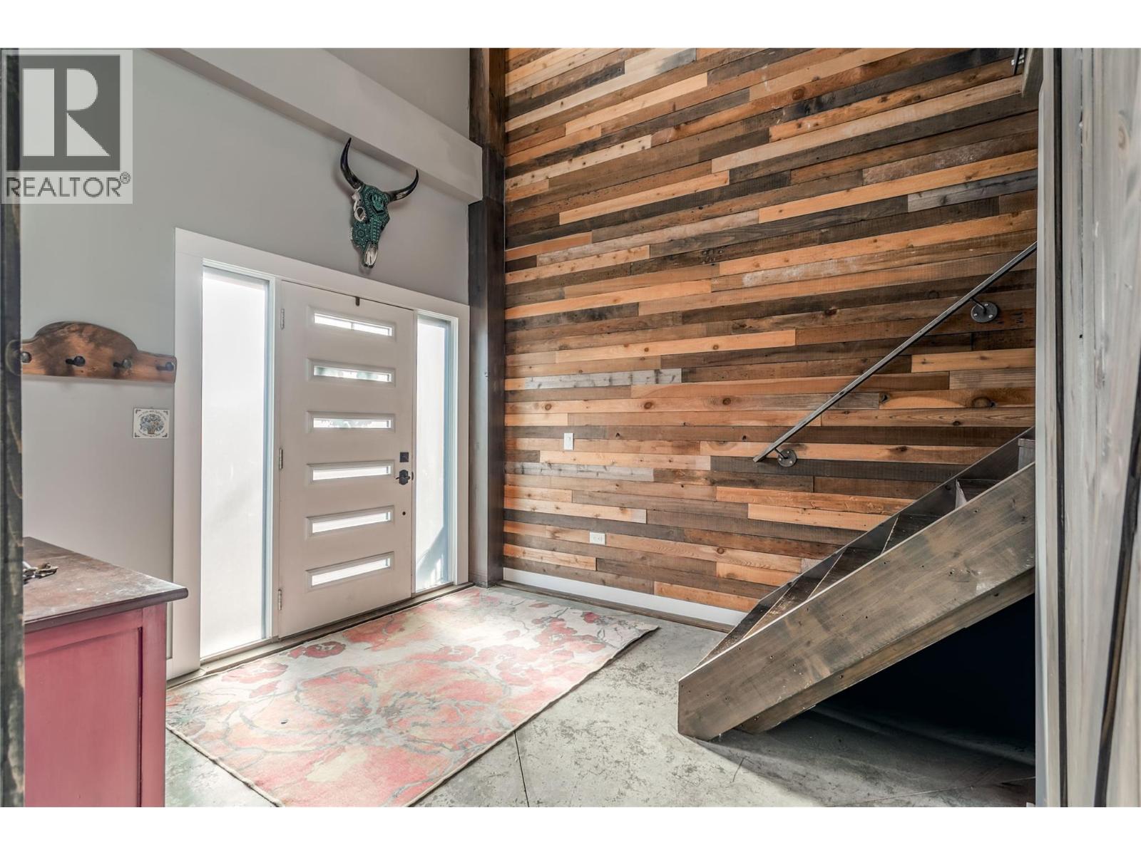 761 Fairbridge Road - 7