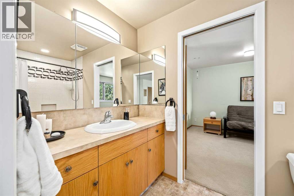 8 Varsplain Place NW — photo 34
