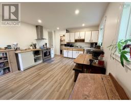 54 Maple Avenue, Lunenburg, NS B0J2C0 Photo 12