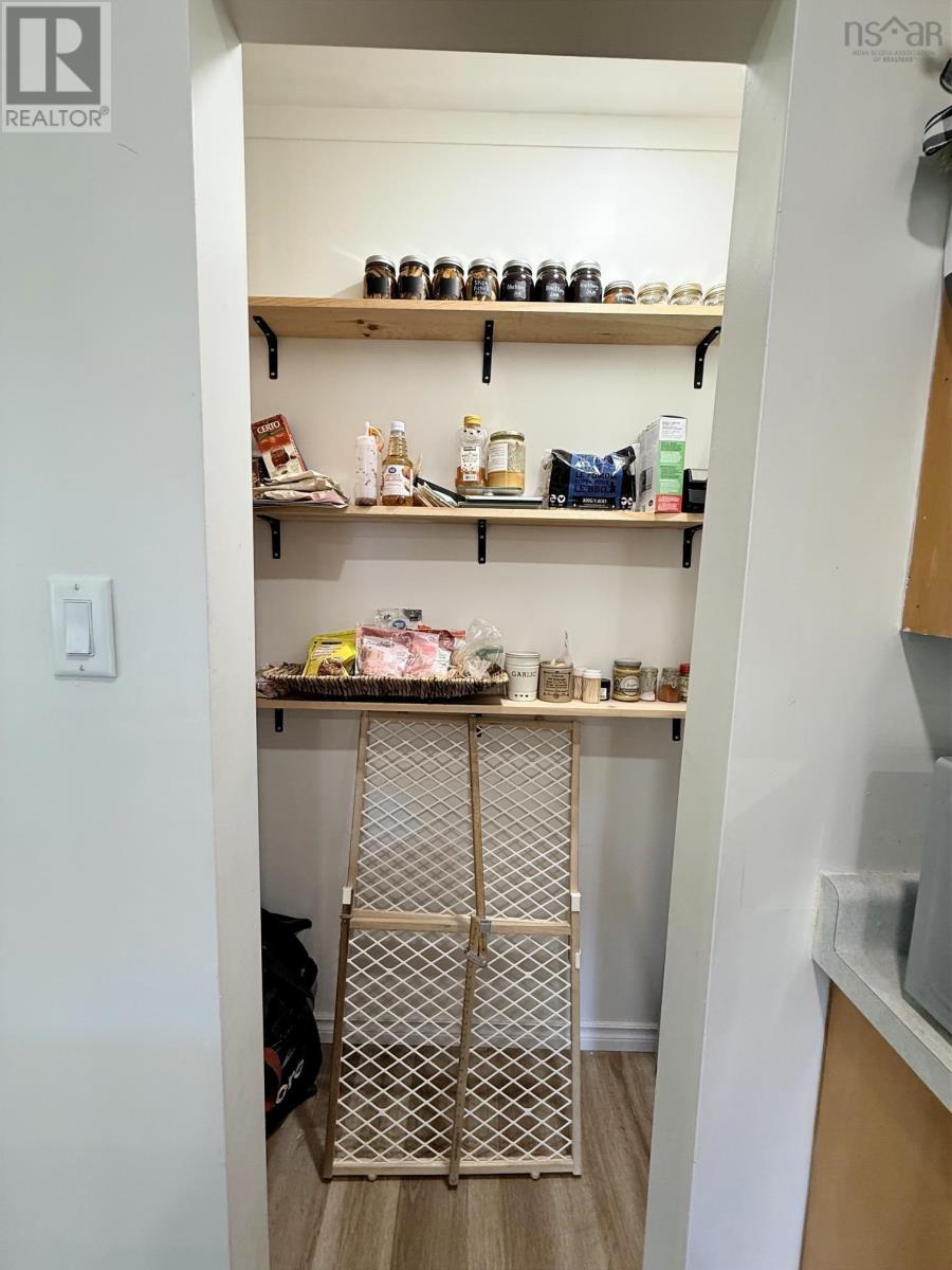 54 Maple Avenue - 15