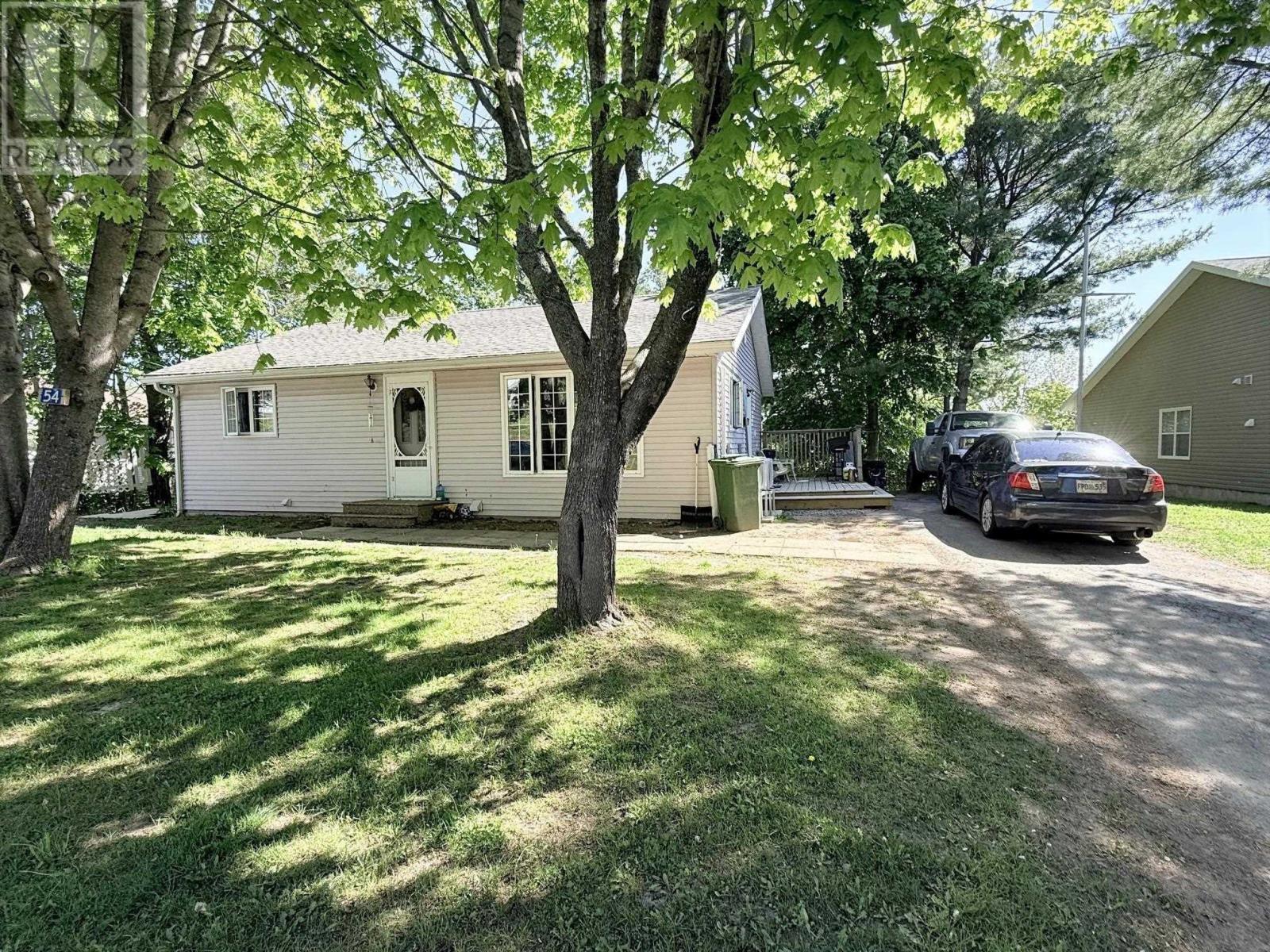 54 Maple Avenue - 4