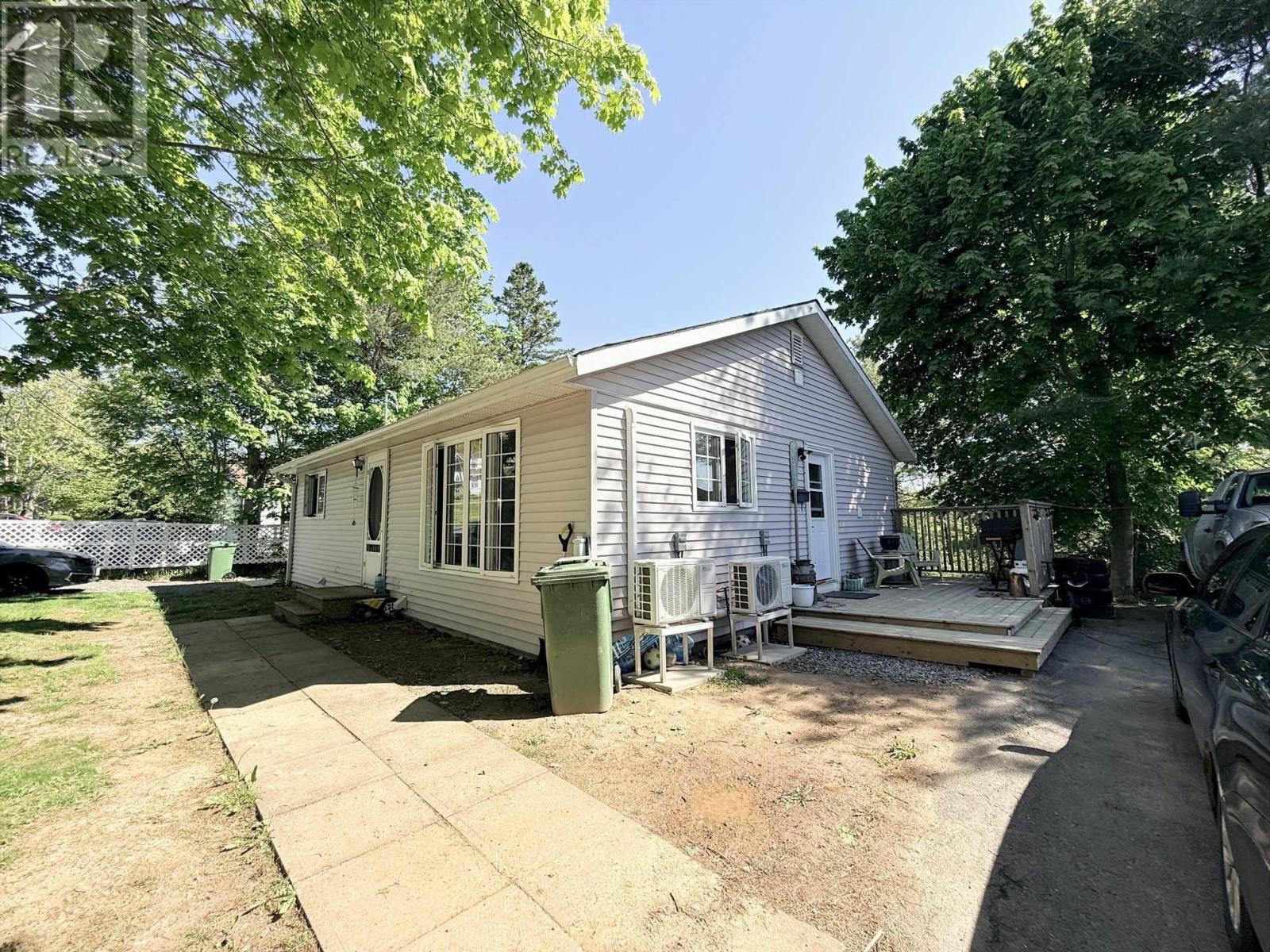 54 Maple Avenue - 9