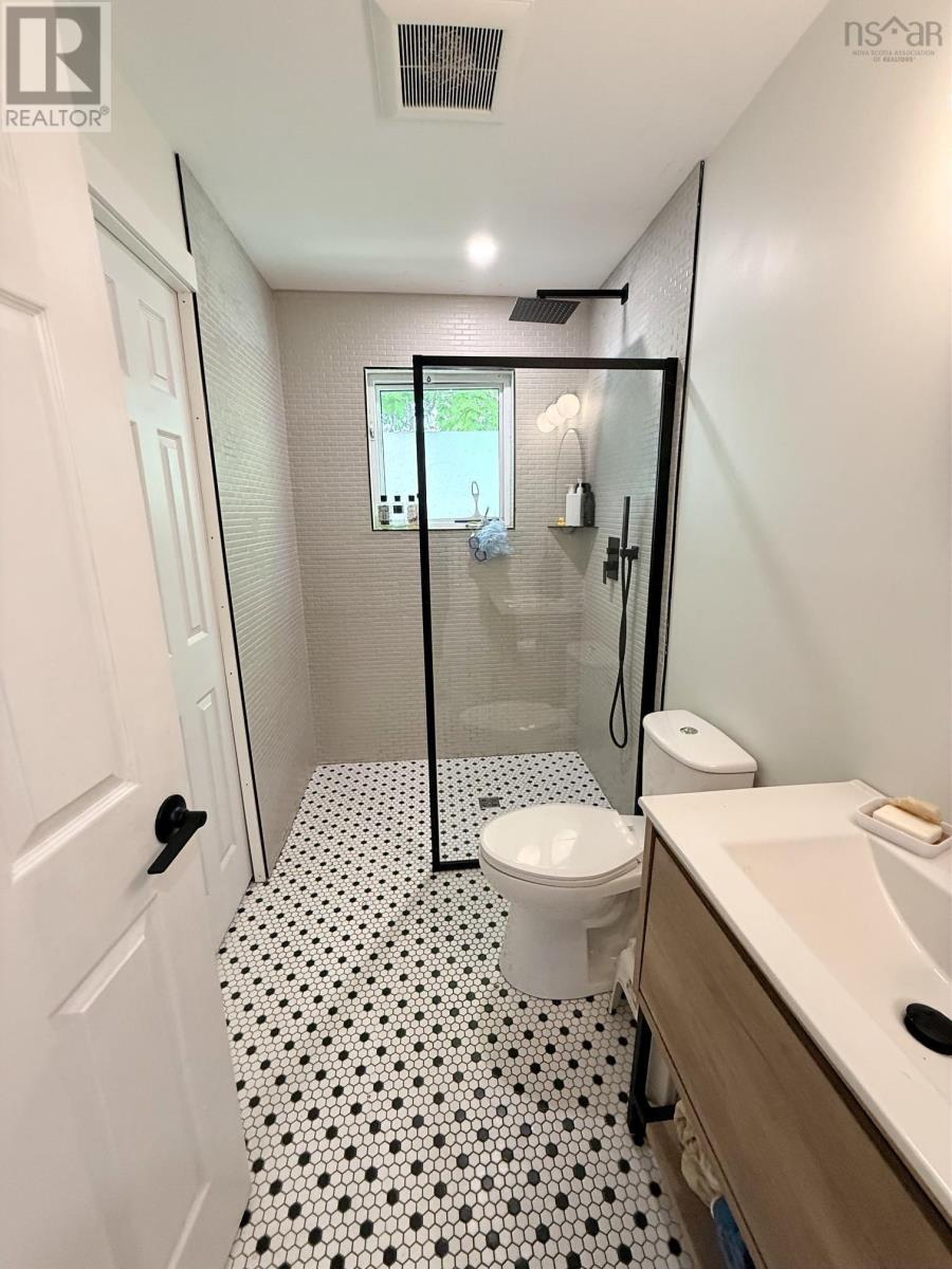 54 Maple Avenue - 20
