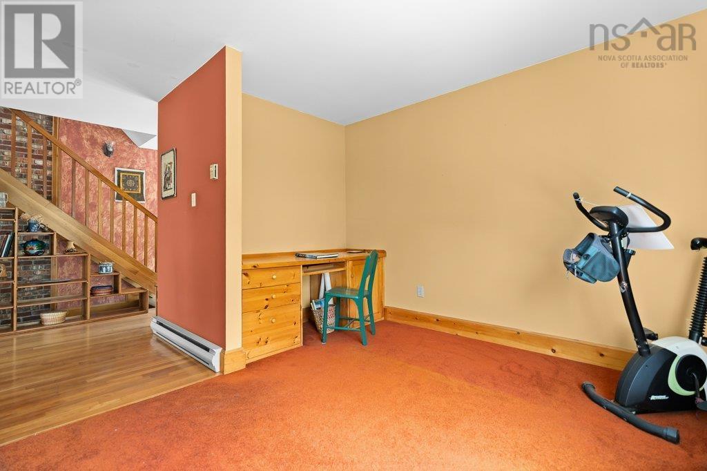Property 20 of 39 of 208 Victoria Street