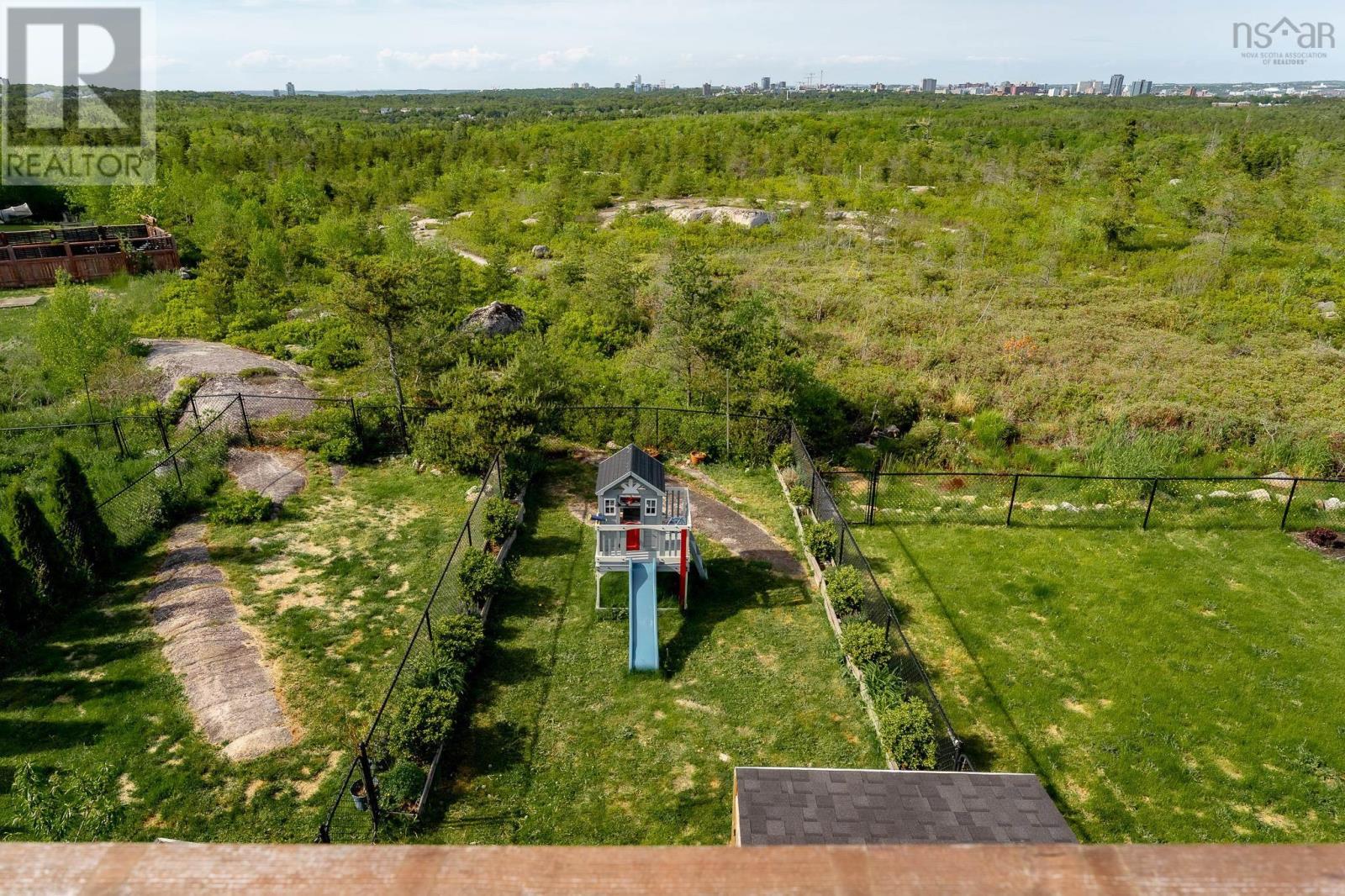 Property 31 of 41 of 16 Mica Crescent