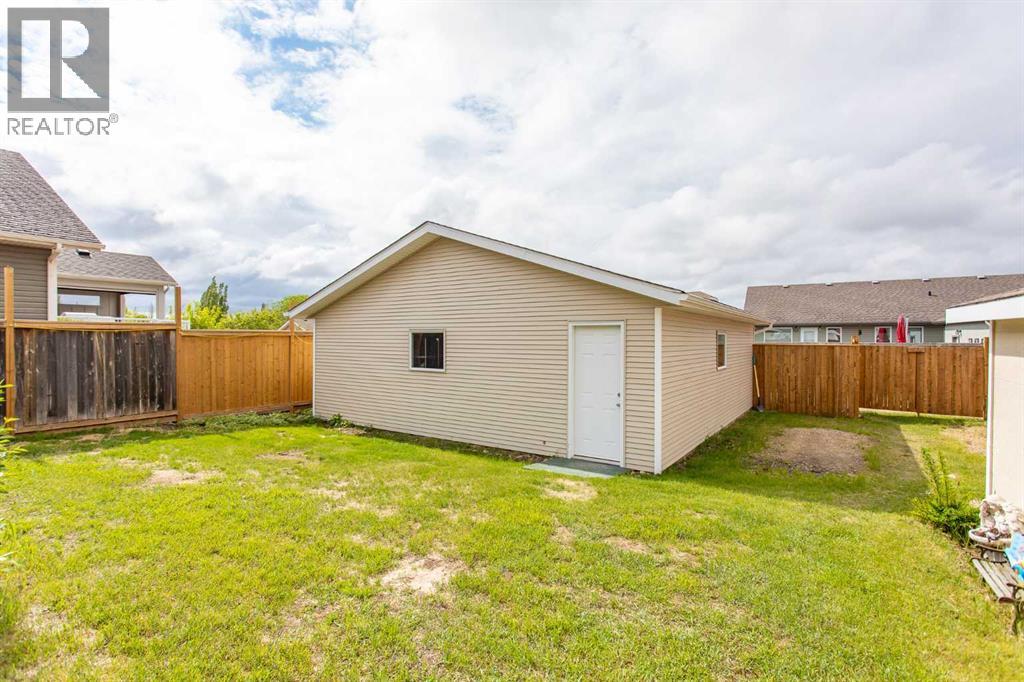 74 Pine Crescent — photo 24