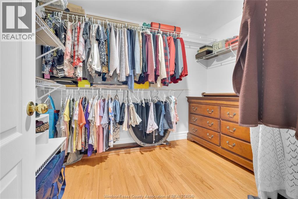 6225 MATCHETT - 24