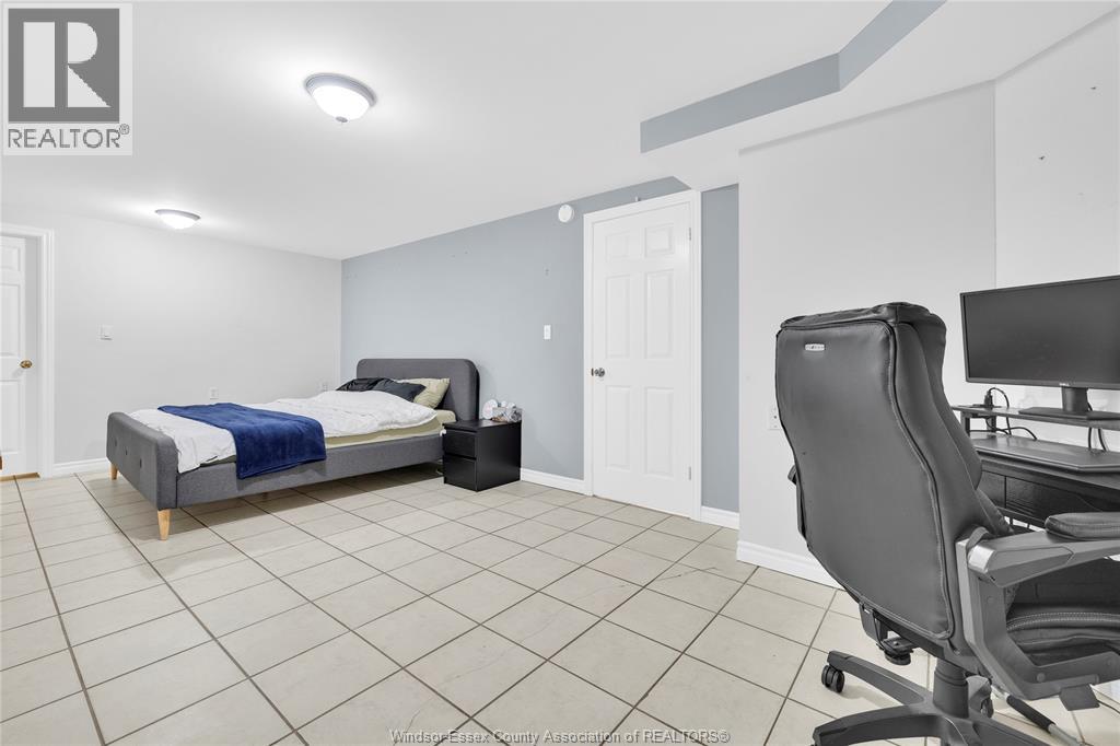 6225 MATCHETT - 28