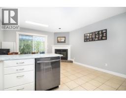 Primary Bedroom - 1325 Bothe Road, Kelowna, BC V1W3C1 Photo 6