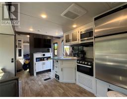 556 Salmonier Line thumbnail 16