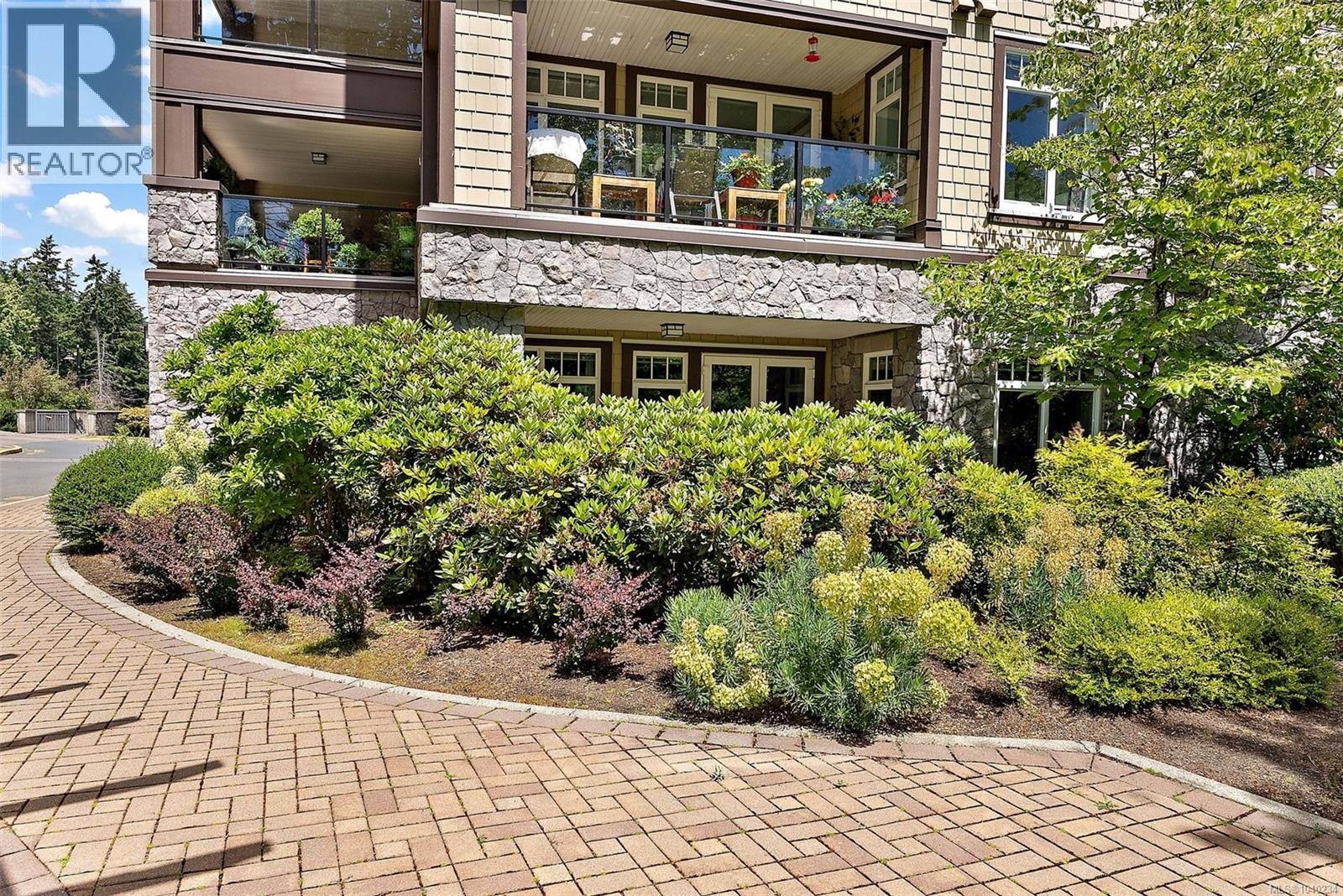 120 1375 Bear Mountain Parkway, Langford