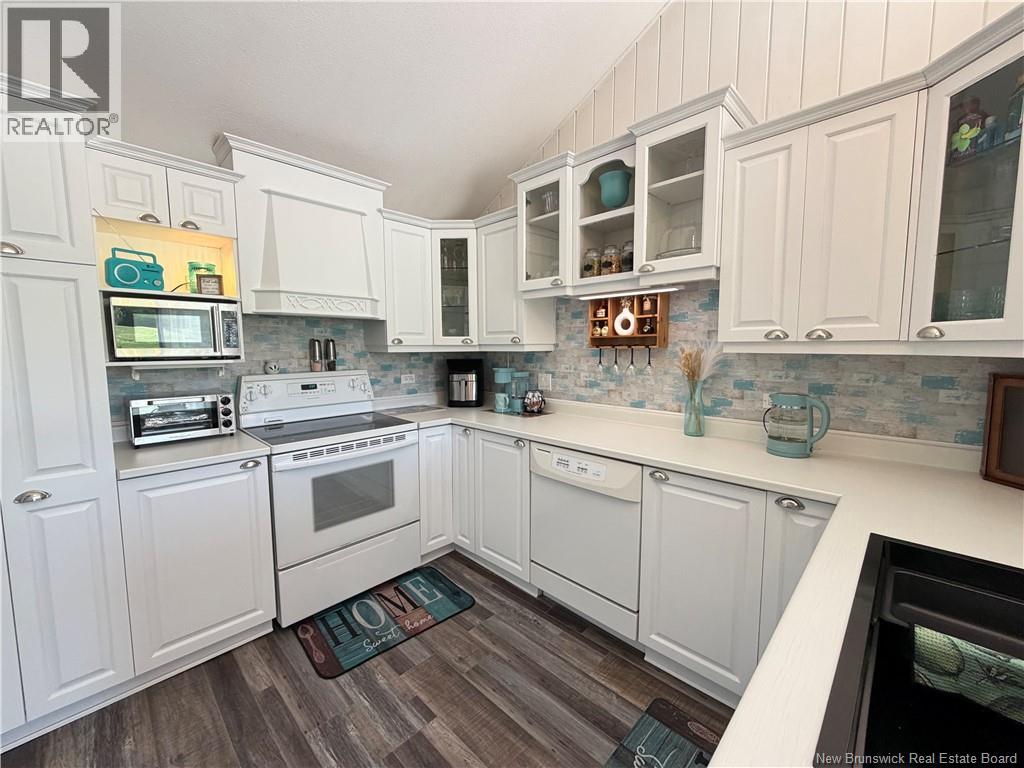 859 St-Joseph Road - 14