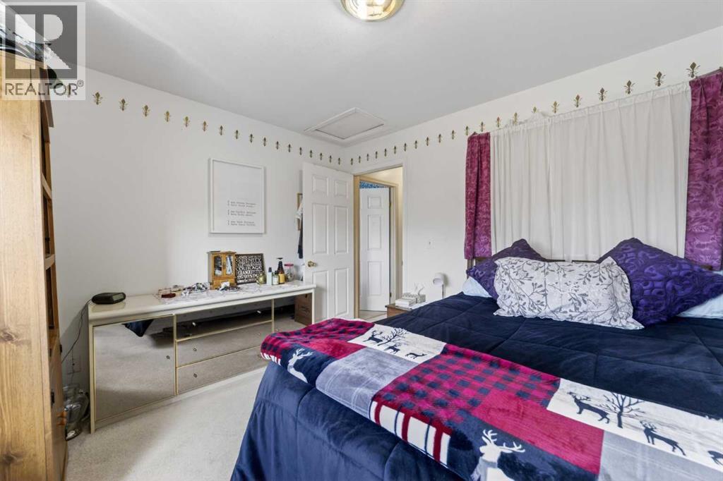 621 5 Avenue SW - 11