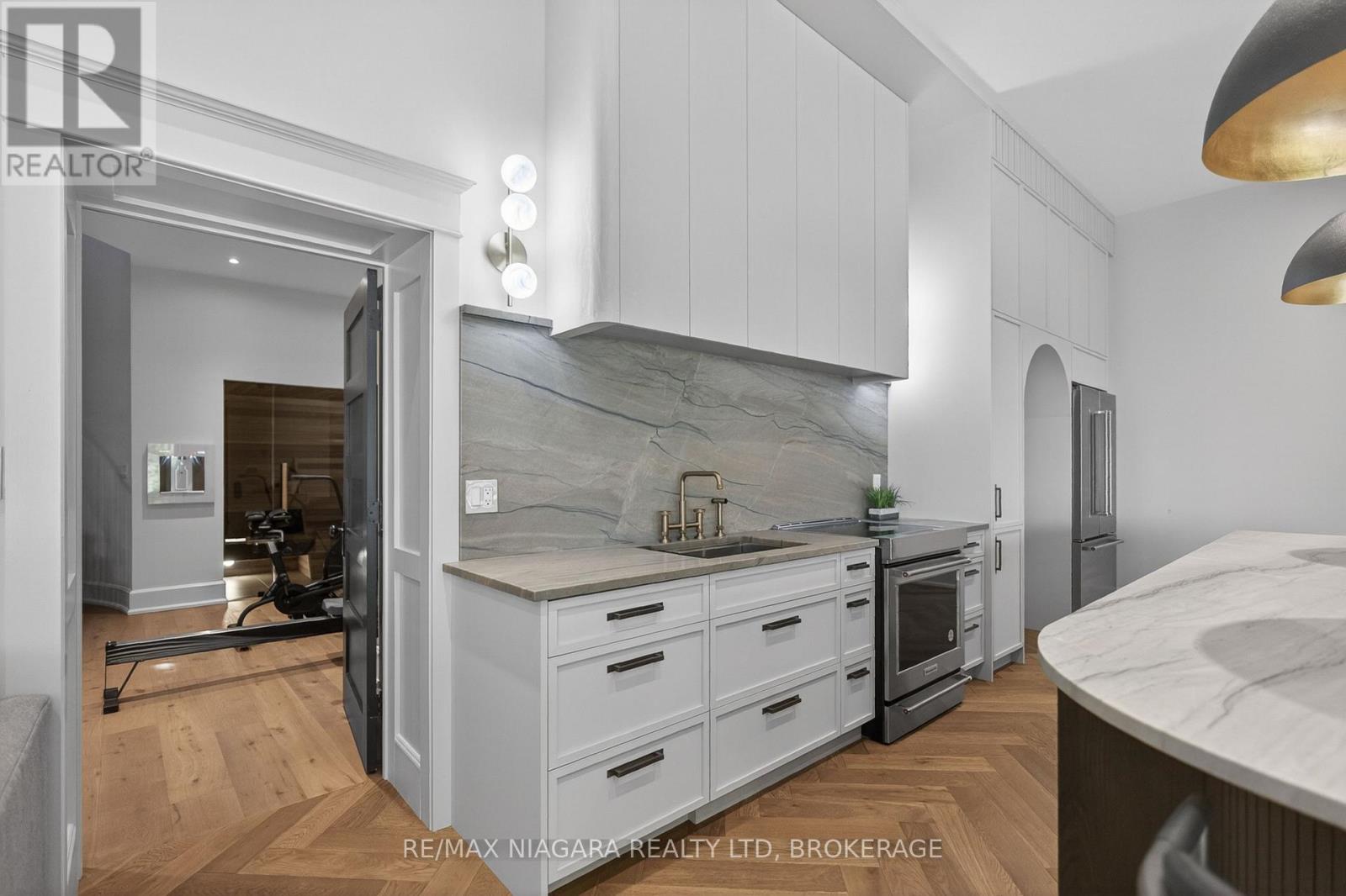 33 CANAL STREET - Image 34