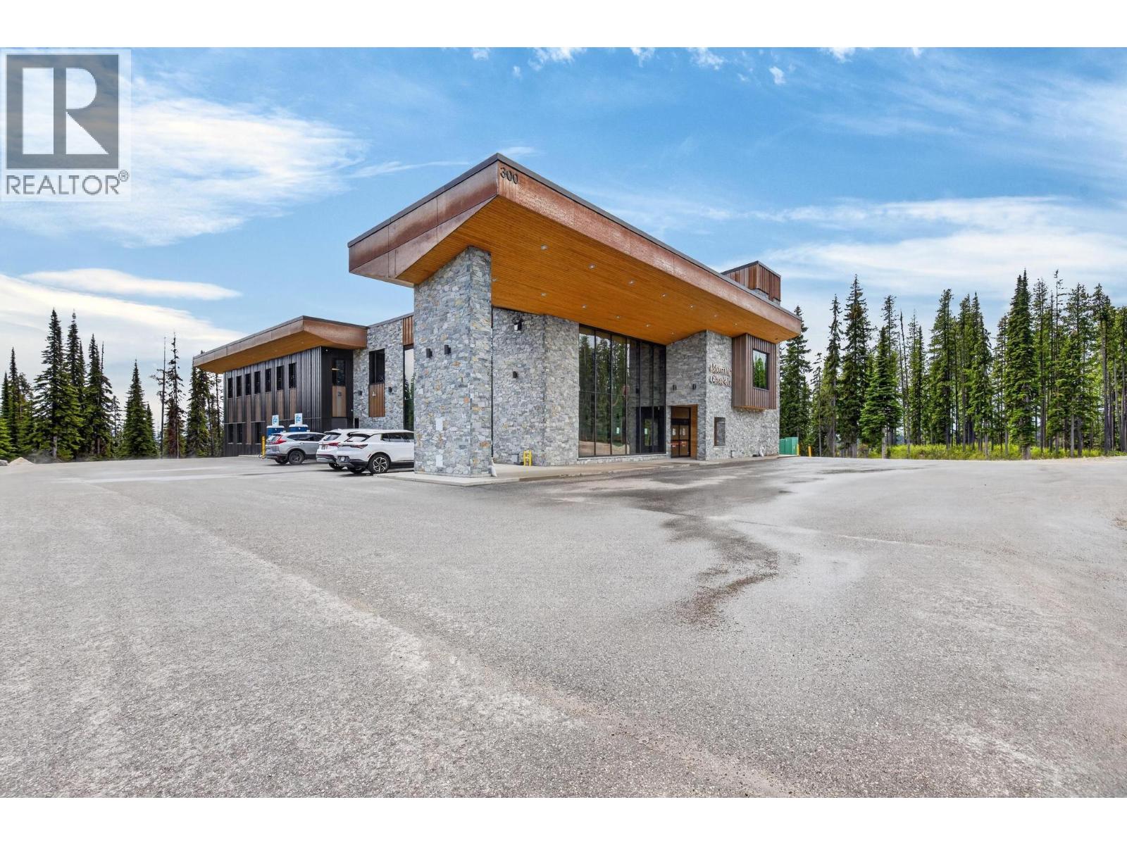#314 5375 Big White Road - 22