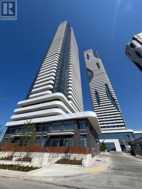 Listing photo of 5211 - 225 COMMERCE STREET