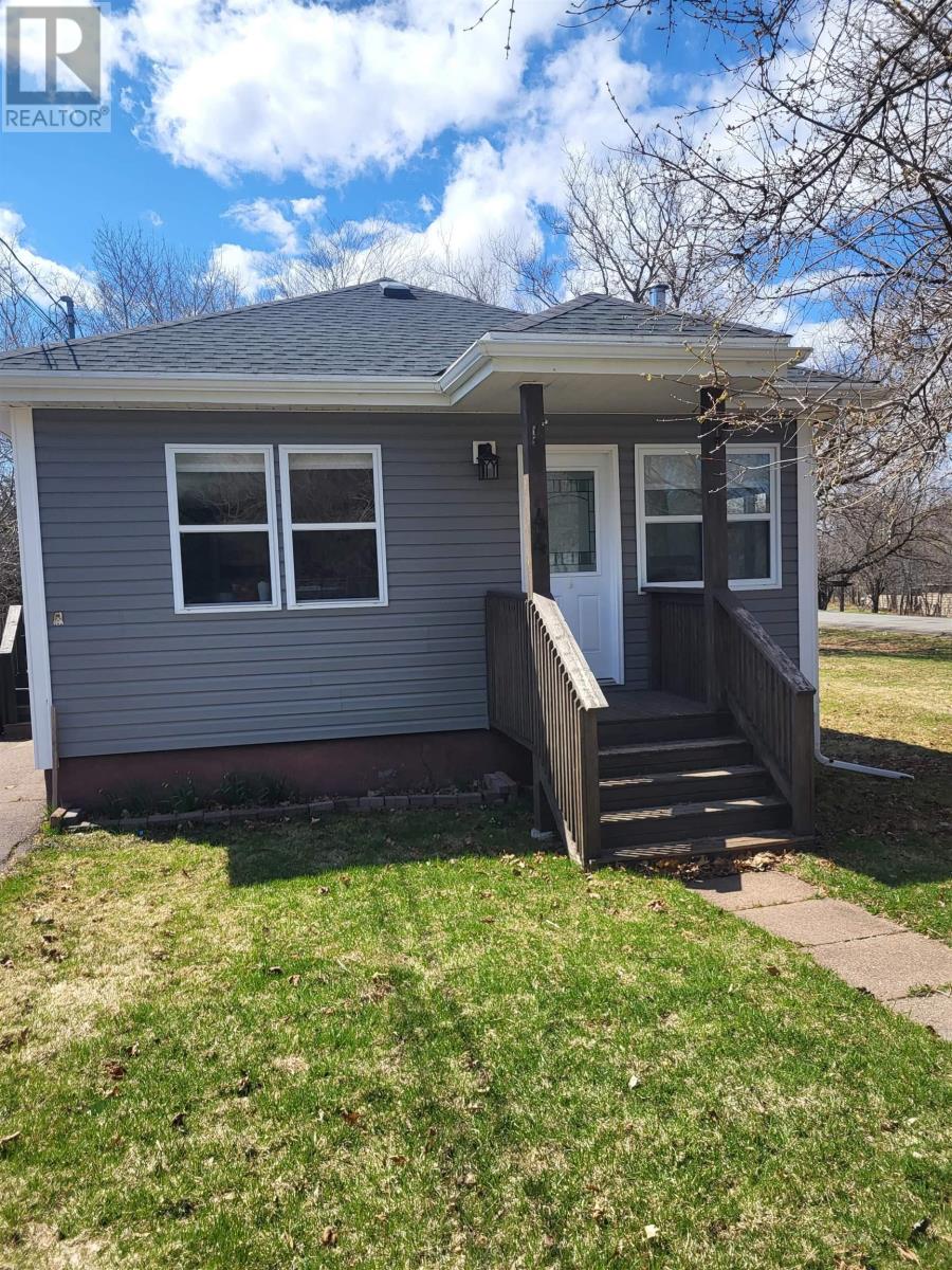 44 Kaulback Street - 1