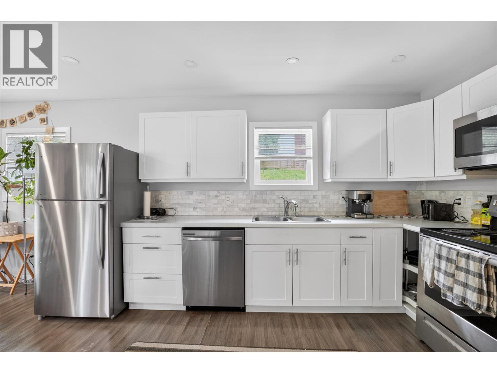 1708 SLOCAN Crescent - 42