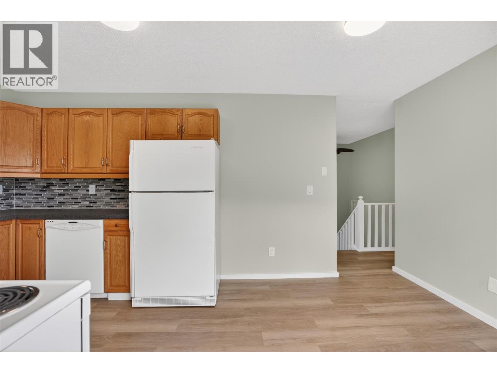 1708 SLOCAN Crescent - 17