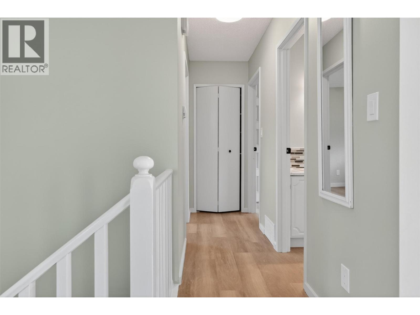 1708 SLOCAN Crescent - 18