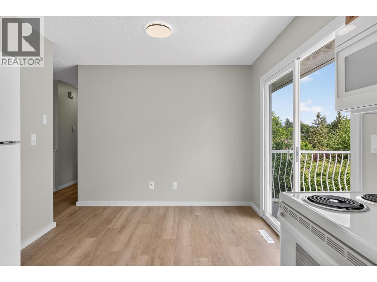 1708 SLOCAN Crescent - 13