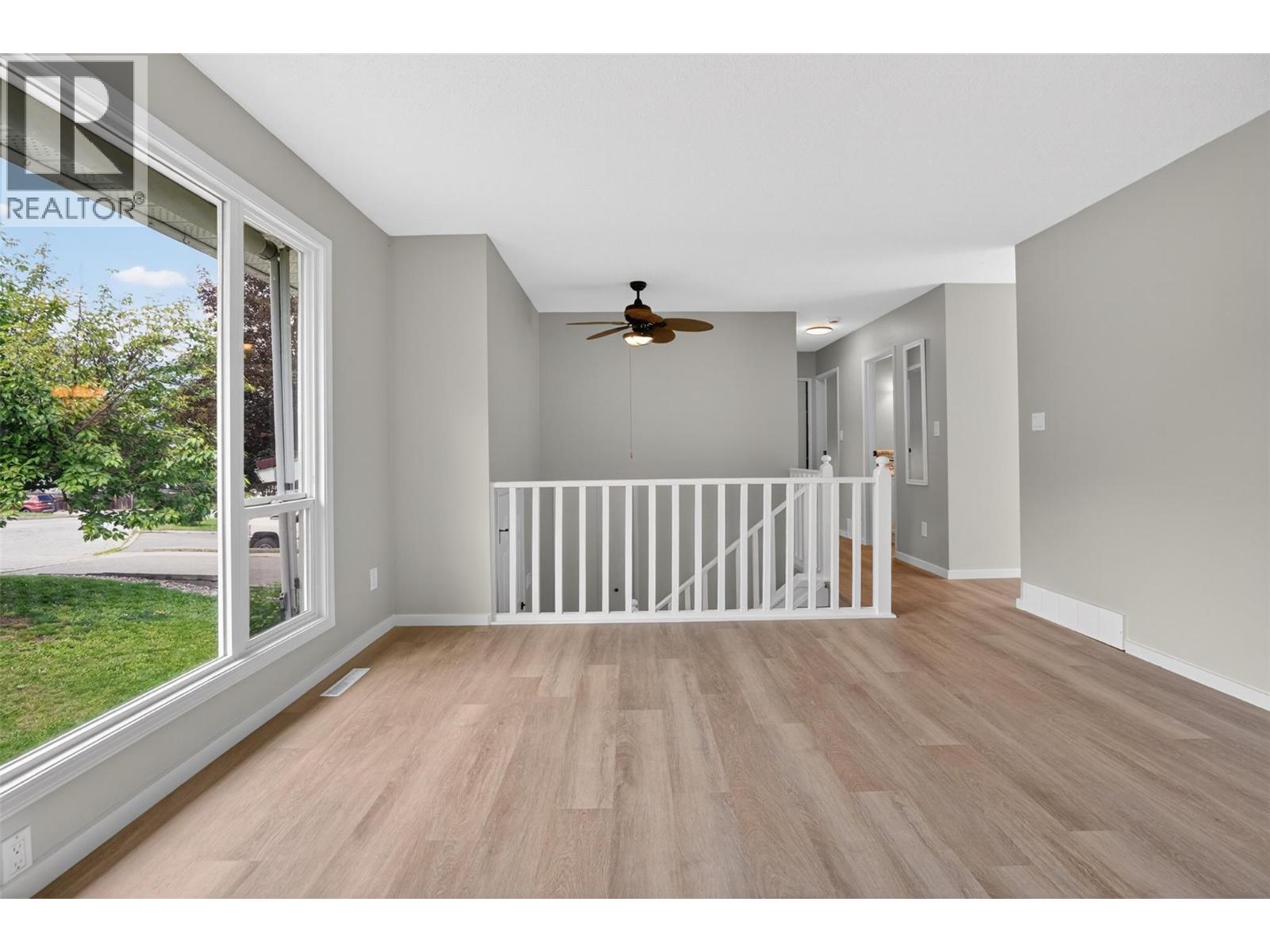 1708 SLOCAN Crescent - 9