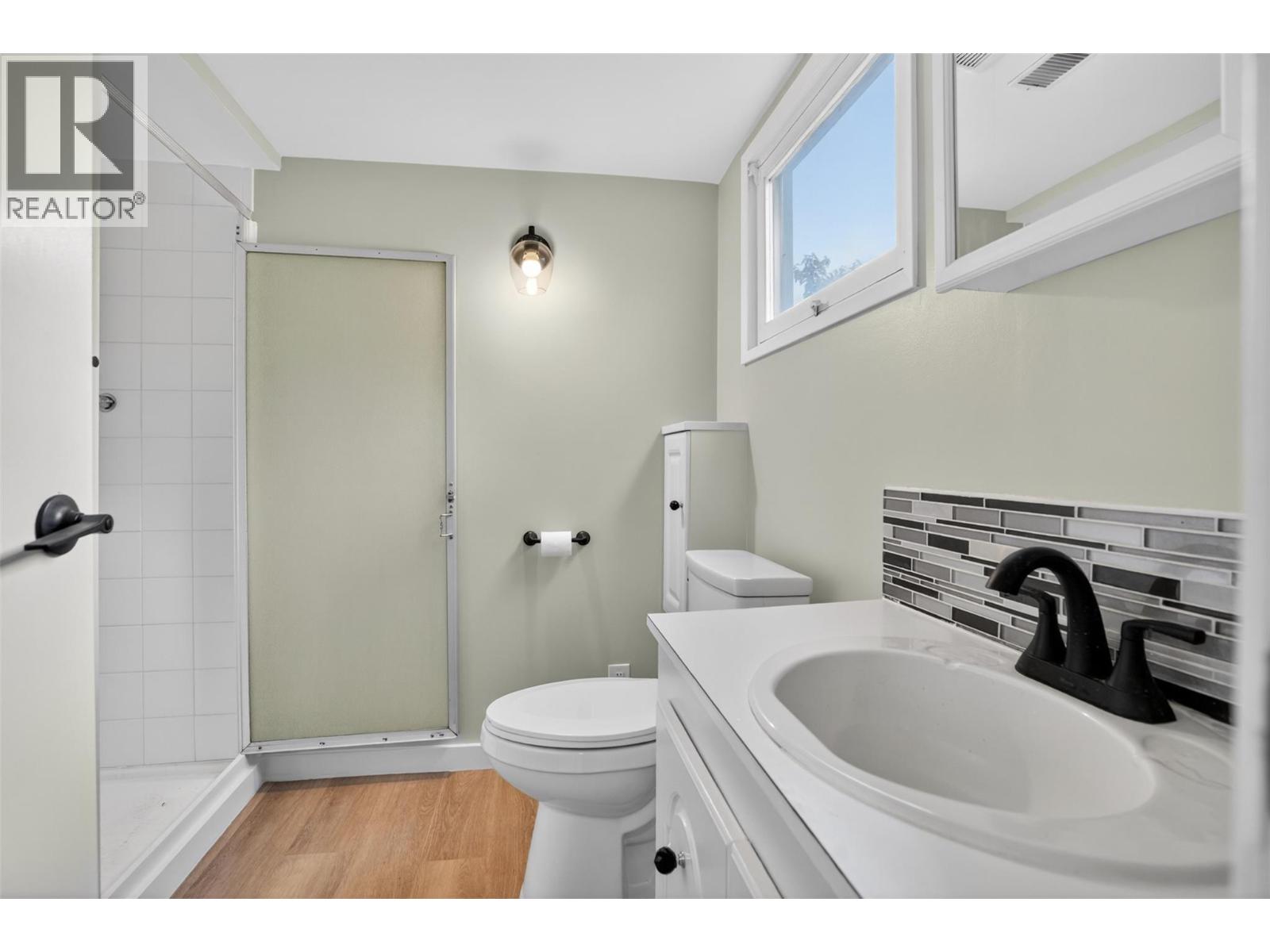 1708 SLOCAN Crescent - 32