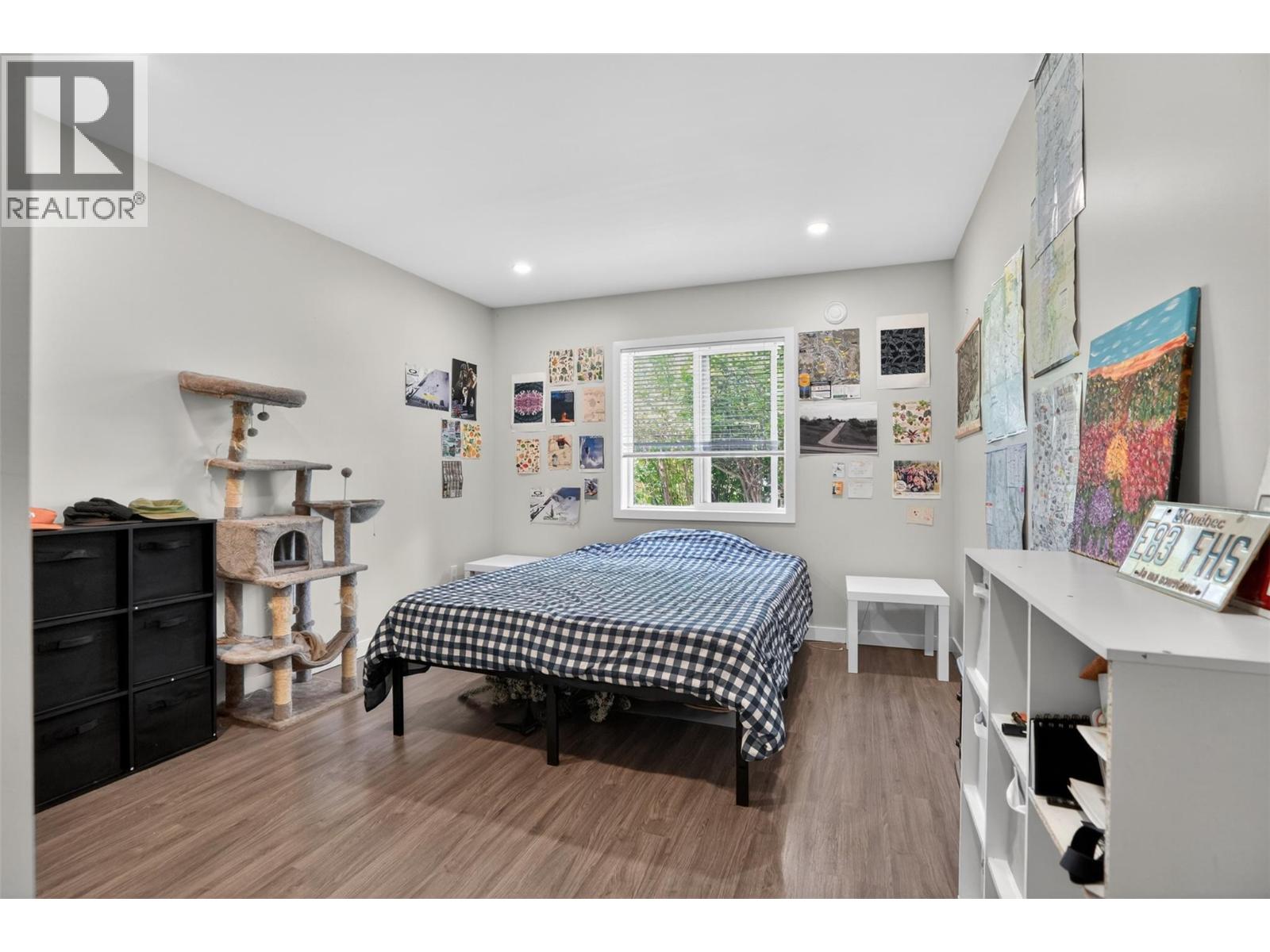 1708 SLOCAN Crescent - 49