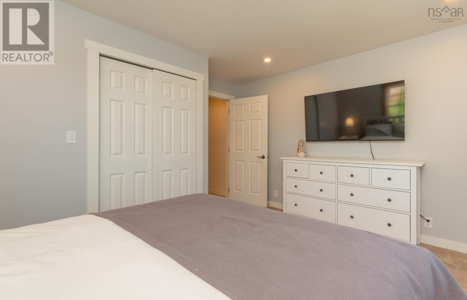 236 Canoe Lake Estates Road - 31