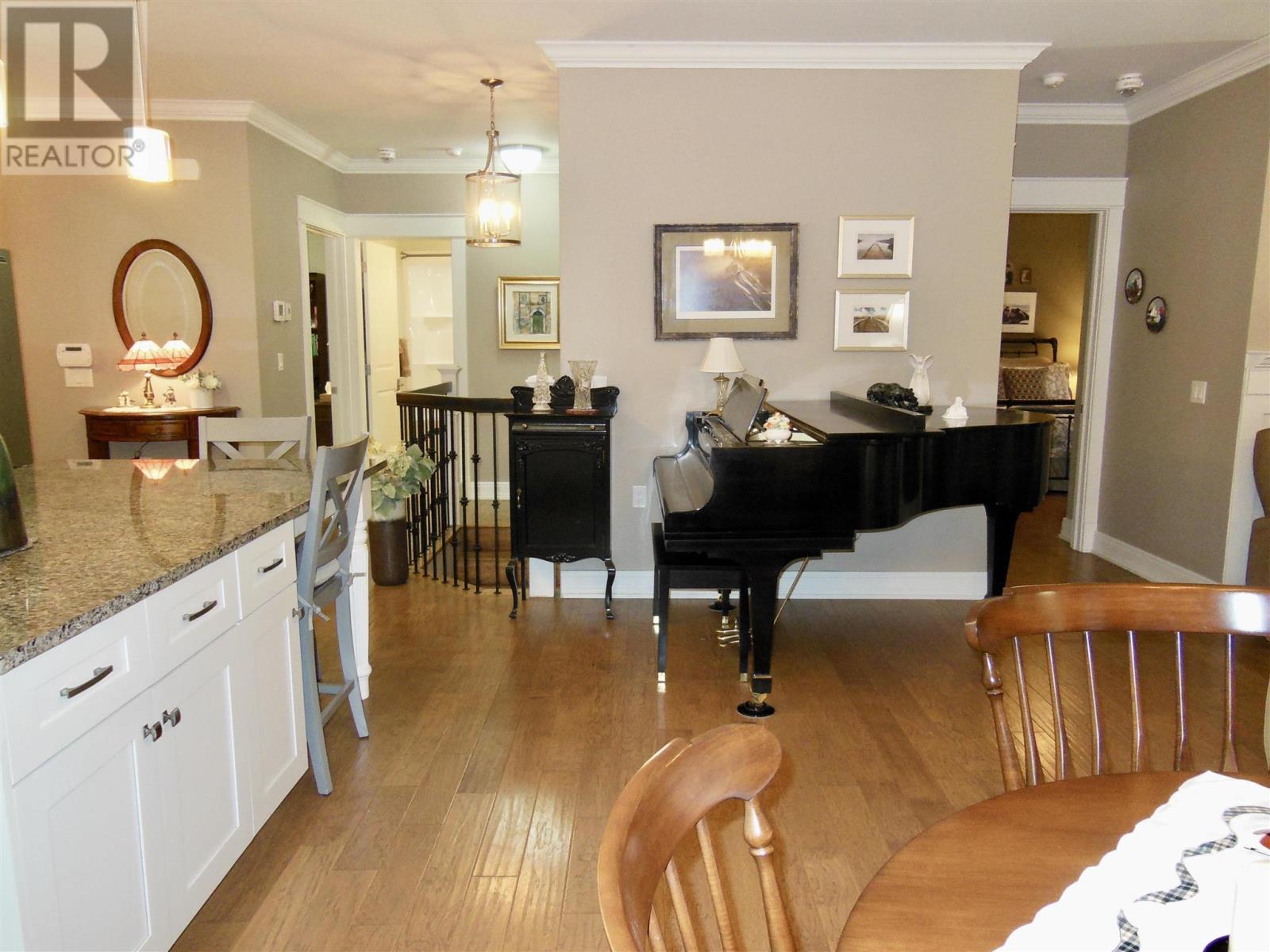 93 Crimson Ridge DR - 16